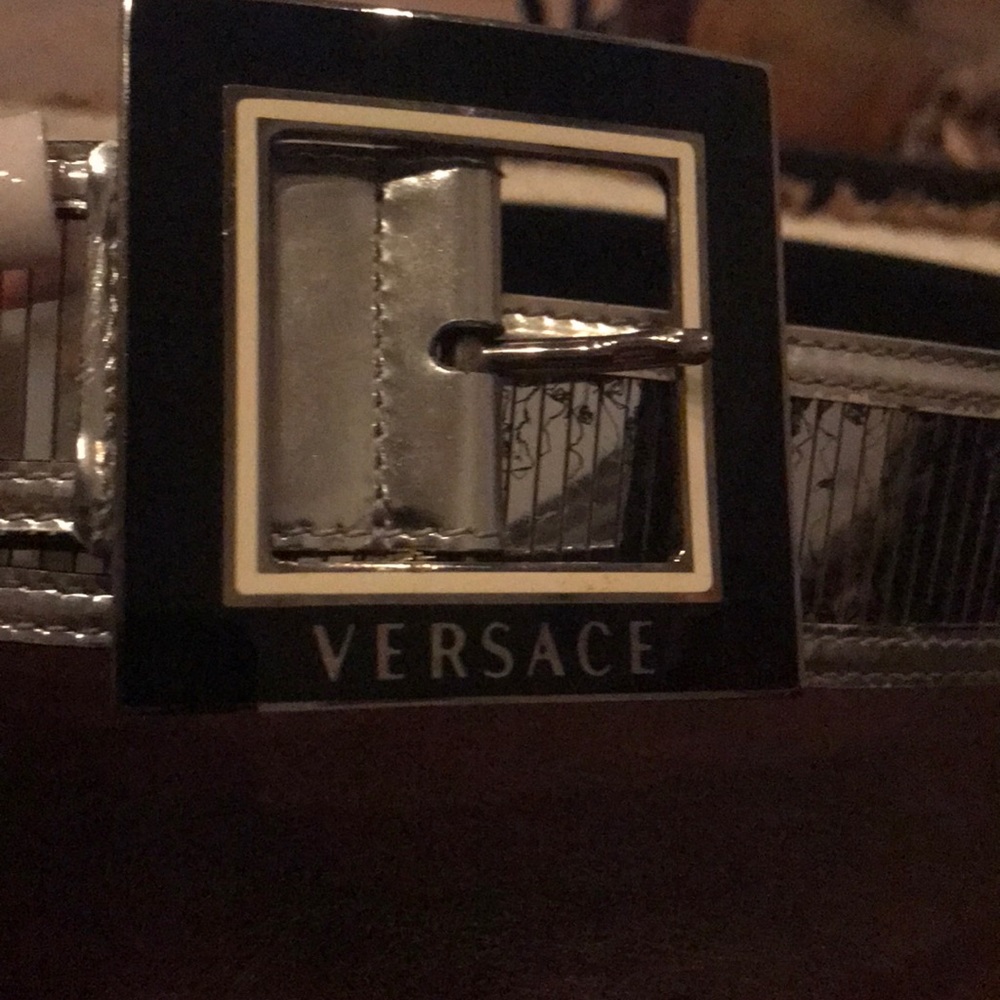 VERSACE SILVER BELT. Size Small. - Picture 2 of 7